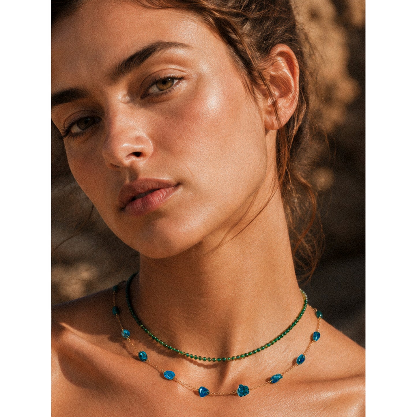Fira Necklace - Raw Emerald Root