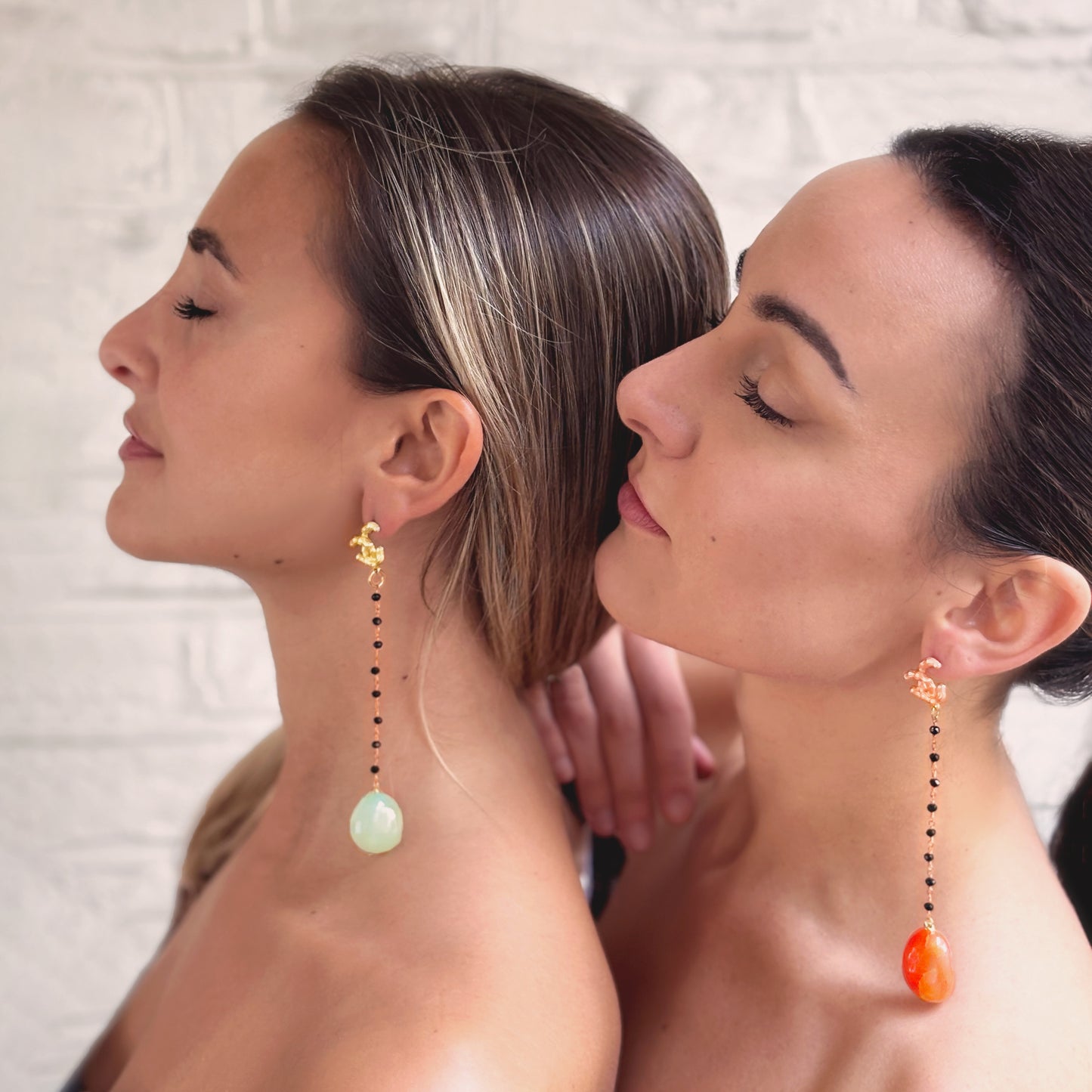 Imerovigli Earrings - Raw Carnelian & Onyx